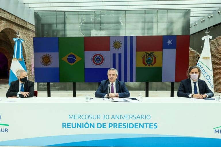 Por los controles de cambios y menos inversión, la Argentina pierde exportaciones Brasil Por los controles de cambios y menos inversión, la Argentina pierde exportaciones Brasil